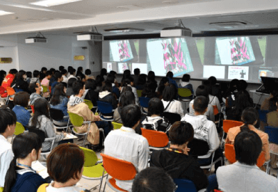 特別ゲスト来校!スーパークリエイター講演会&ライブペイント
