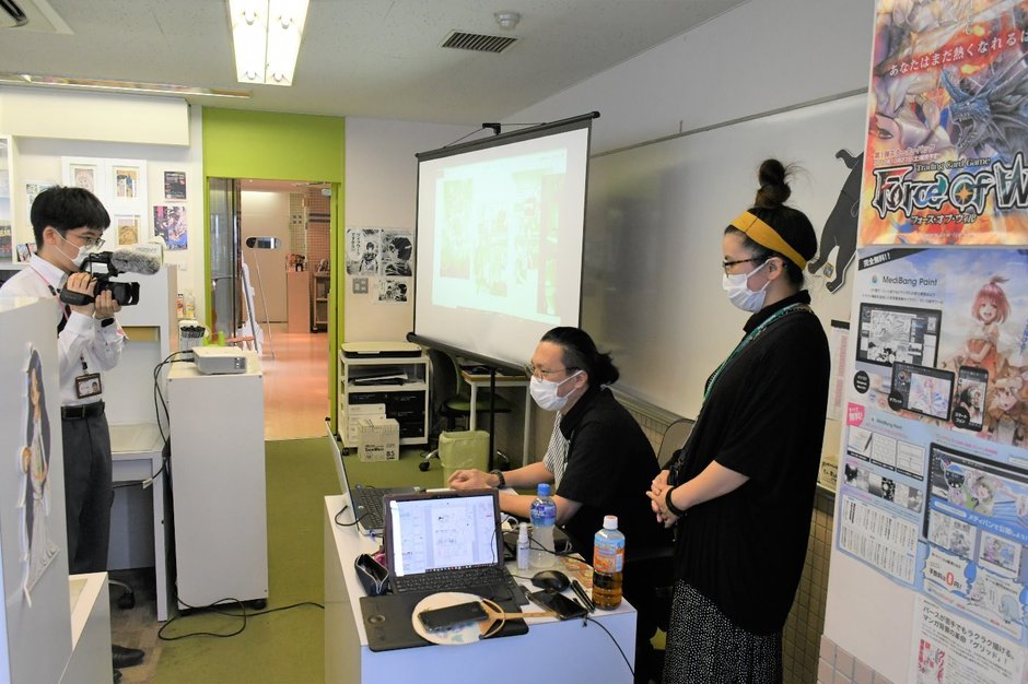 真希ナルセ先生