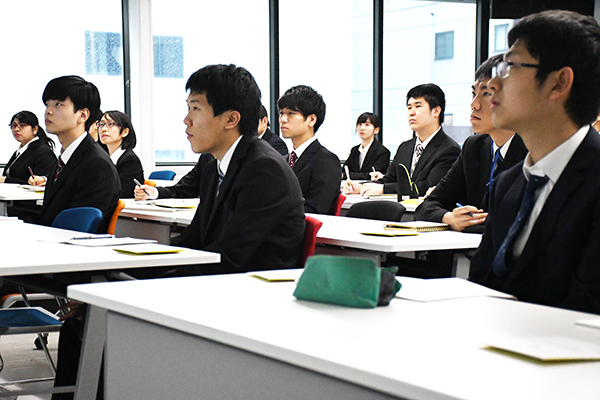 学内説明会